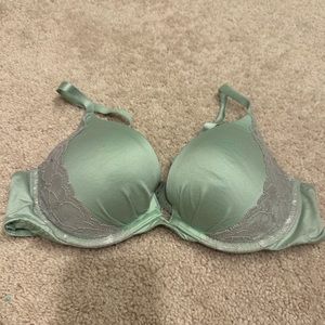 Victoria’s Secret bra
